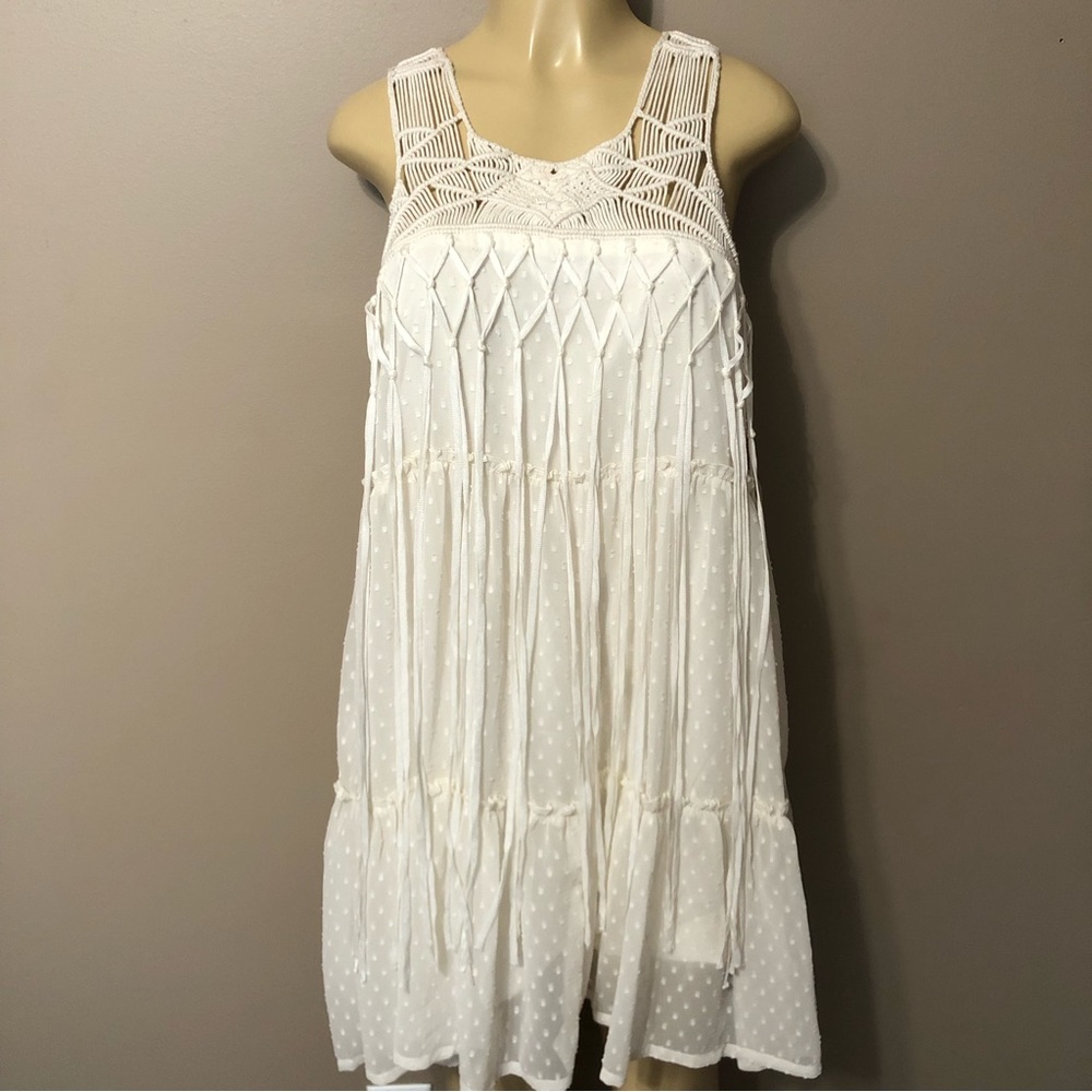 SHYANNE Country NWT Cream crochet sleeveless Dress women’s size Medium